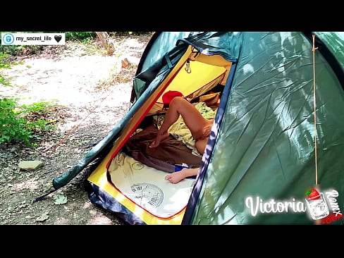 ❤️ ថតដោយកាមេរ៉ា Passionate jerk off Stranger in a tent រឿងអាសអាភាស នៅពួកយើង  ️❤